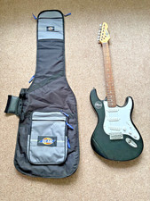 Gear4music LA Electric Guitar Strat Black with Quality Gig Bag  WA
