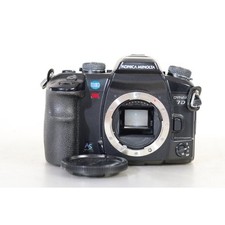 Minolta Dynax 7D DSLR camera -