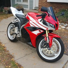 NT Red White Black Injection