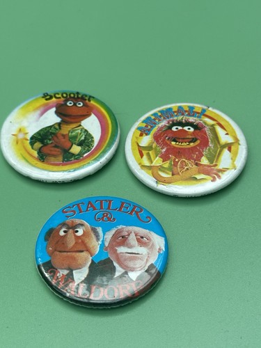 Vintage muppet show badges - vintage,