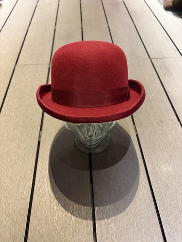 Red bowler hat 100 wool - hat, 100%