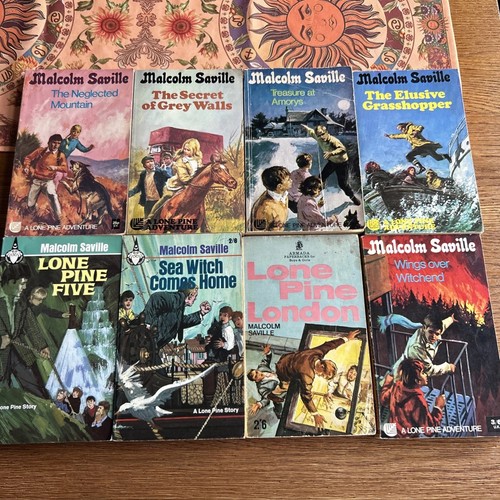 Bundle malcolm saville - malcolm,