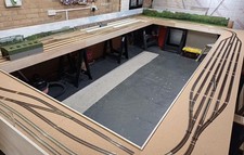 00 gauge model railway layout