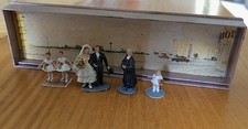 Merten Wedding Party - OO scale - used in great condition and boxed