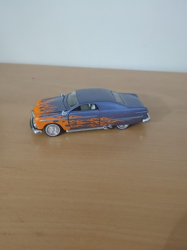 Tin toys ford custom street - tin,