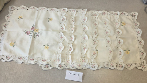 Set embroidered floral - of,