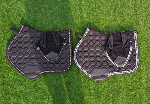Close contact saddle pad - close,