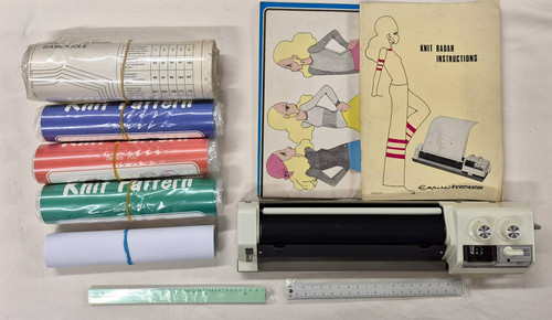 Knitmaster knitting machine - knitmaster,
