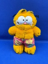 Garfield soft toy, 8 cm tall.