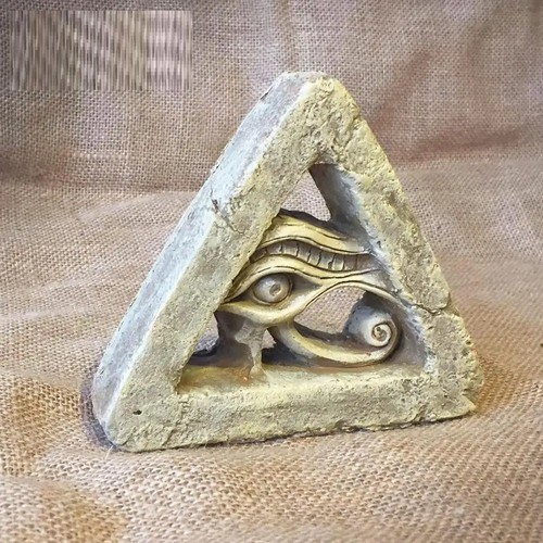 Egyptian eye horus figurine - eye,