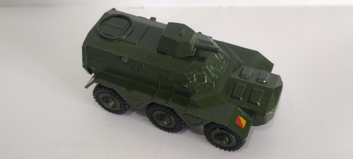 Dinky toys 676 saracen - dinky,