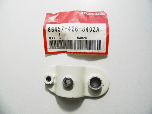 Holder locking bracket