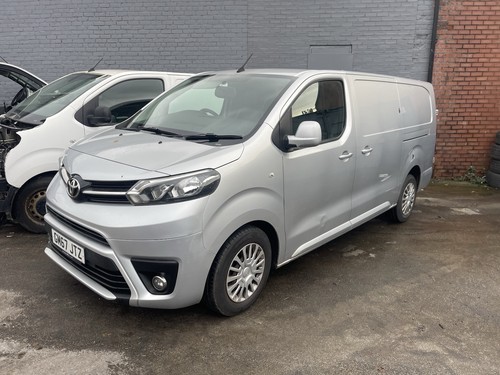 Toyota proace 2018 d - toyota,