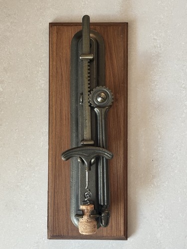Cork screw wine - screw,