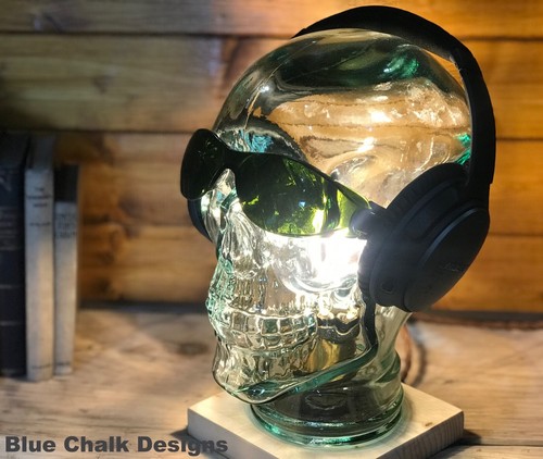 Skull table desk lamp - table,