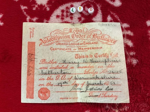Vintage certificate - certificate, of