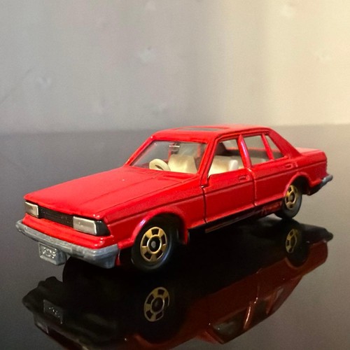 Tomica nissan bluebird turbo - nissan,