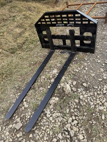 Bobcat skidsteer pallet forks - skidsteer,