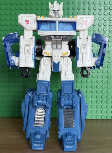 Transformers classics autobot - transformers,
