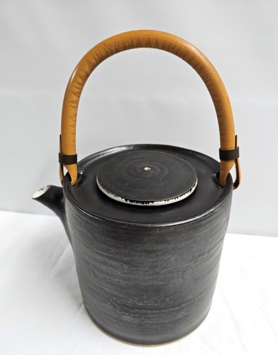 Dame lucie rie - rie, art