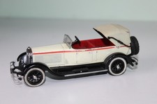 RIO 1:43  ISOTTA FRASCHINI 8A