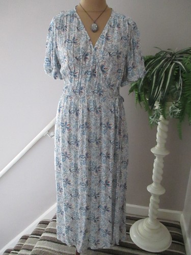 Per una blue and white - una,