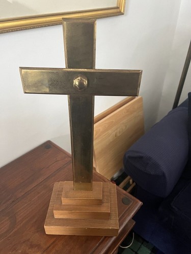 Large gold plated religious - large,