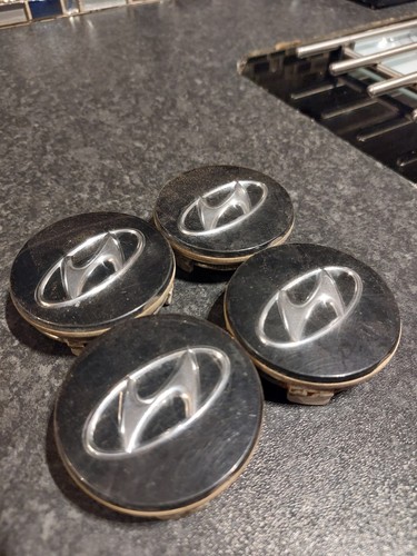 Hyundai alloy wheel centre - hyundai,