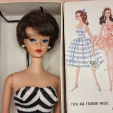 Barbie Vintage Original True Brunette 1st edition Bubblecut & Box - Beautiful!