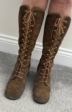 Vintage Brown Suede Boots Go