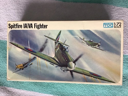 Old frog spitfire - frog,