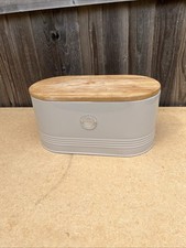 Typhoon Beige Bread Bin with Wooden Lid