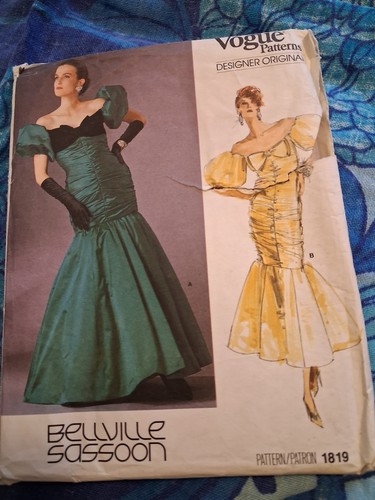 Uncut vogue sewing pattern - sewing,