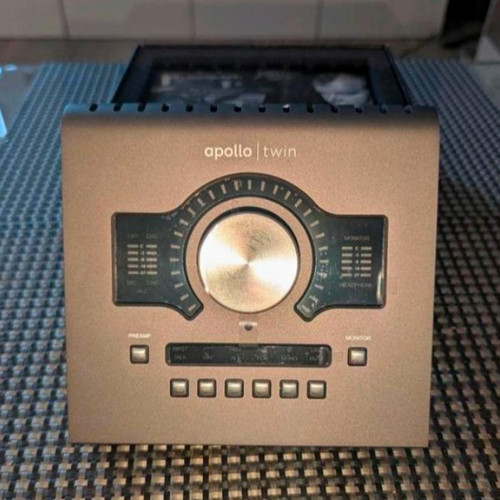 Universal audio apollo - apollo, twin