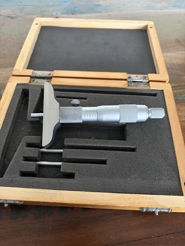 English dept micrometer in - 0-4,