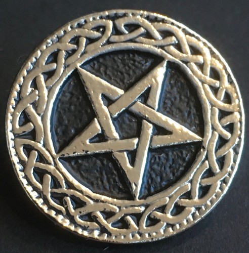 Pentagram metal pin badge - metal,
