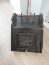 Antique/Vintage Wooden Fireside Log/coal Scuttle