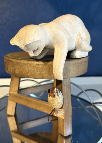 Small legged wooden - small, display