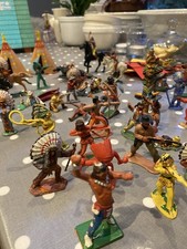Vintage Cowboys And Indians. Various Makes . Pile Of Casualties. Most Okay