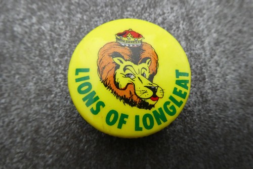 Lions longleat pin badge - of,