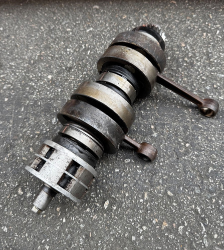 Suzuki gt250 t250 crank - suzuki,