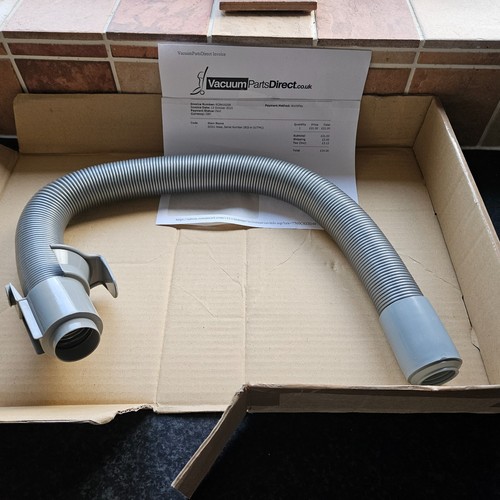 Dyson vacuum cleaner model - ,