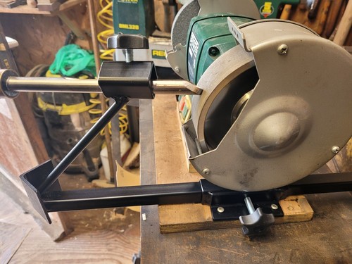 Gouge chisel sharpening - , jig