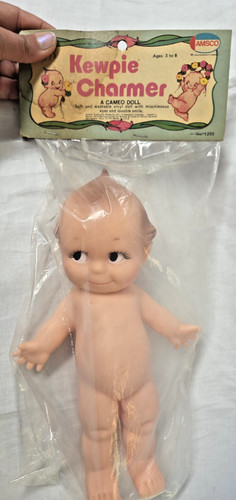 Vintage 1974 kewpie charmer - 1974, by