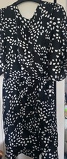 Tesco F&F Black and White Size