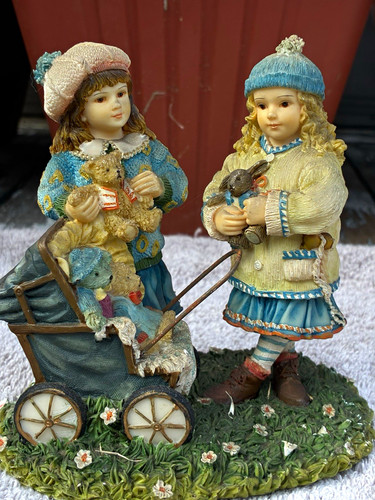 Hand painted resin - hand,