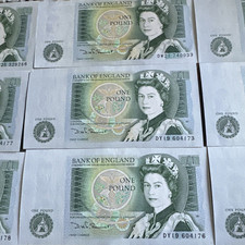 Old English £1 Notes One Pound Uncirculated Excellent  condition