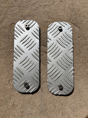Land rover oem - bumper, chequer