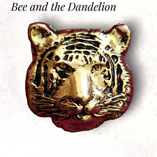 Tiger Head Gold Tone Lapel