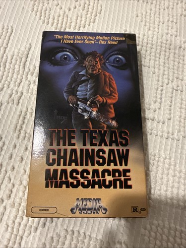 The texas chainsaw massacre - chainsaw,
